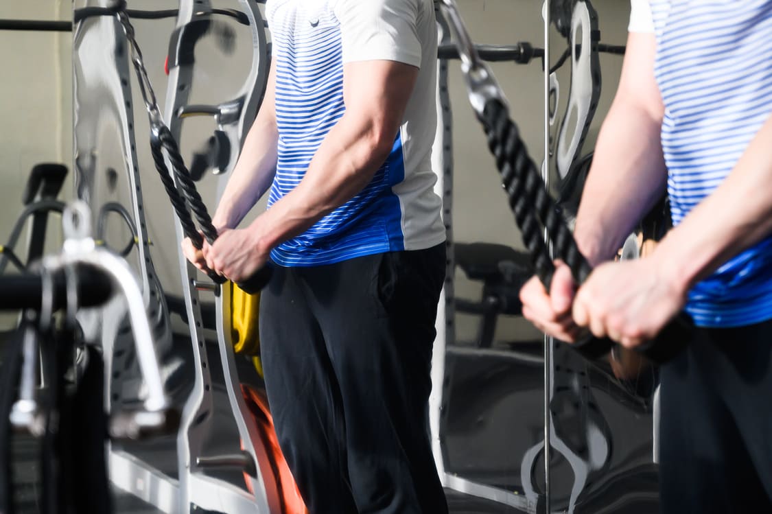 Занятия в спортивном зале